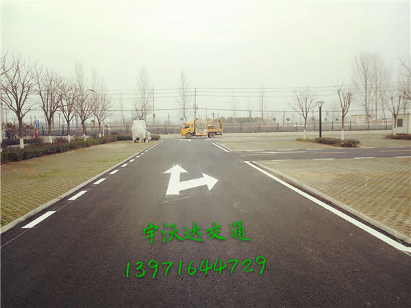 钟祥公路划线