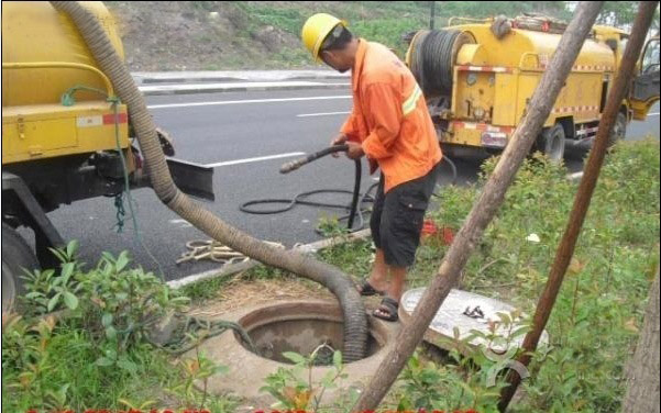 燕郊迎賓路化糞池清理抽糞公司5997522