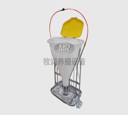 小型推料車廠家-豬用料槽批發-衛輝市牧潤養殖設備廠