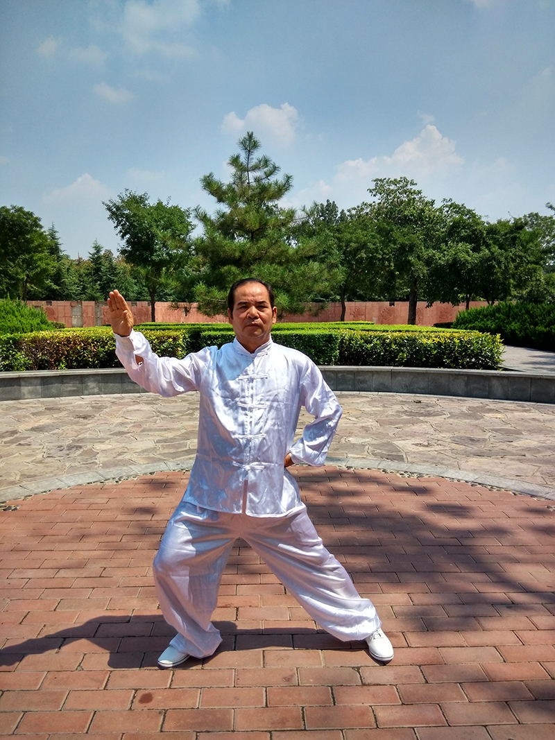 陜西九轉(zhuǎn)玄功規(guī)矩太極架大師叫什么_中國九轉(zhuǎn)玄功規(guī)矩太極拳架大