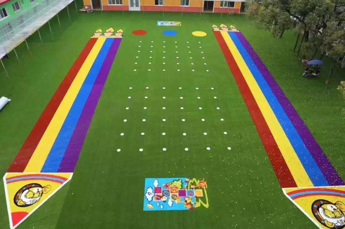幼兒園草皮保養/運動地板供銷商/湖南易美特建材有限公司
