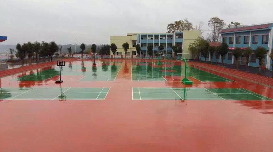 專業硅pu球場維修_固化劑工業地坪自流平_湖南易美特建材有限