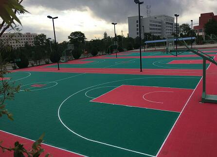 拼裝懸浮地板批發價格/幼兒園運動地板價格/成都億果體育用品有