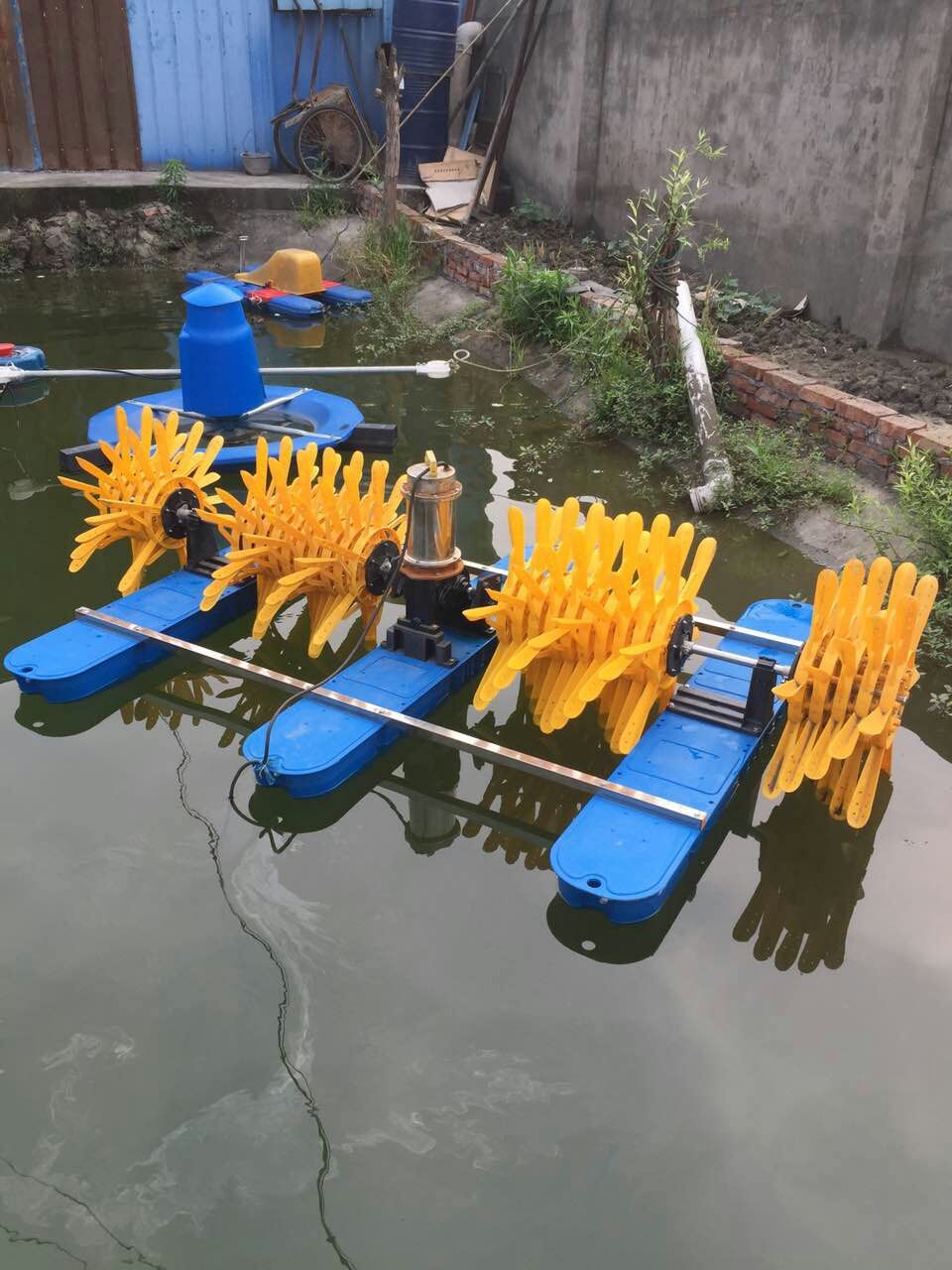 YC系列水車(chē)式魚(yú)塘漁業(yè)蝦塘水產(chǎn)養(yǎng)殖增氧機(jī)原始圖片3