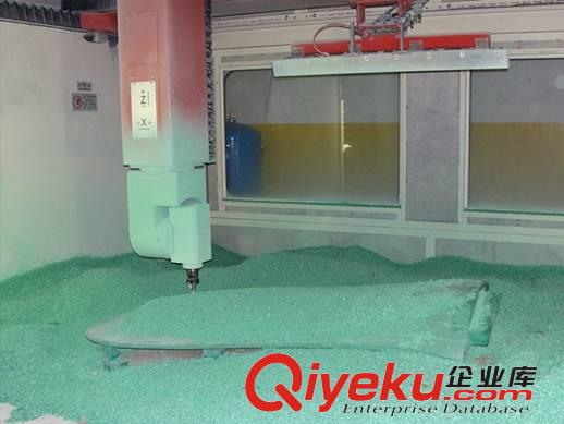 意大利倍珞蒂BELOTTI 游艇模型五軸龍門加工中心
