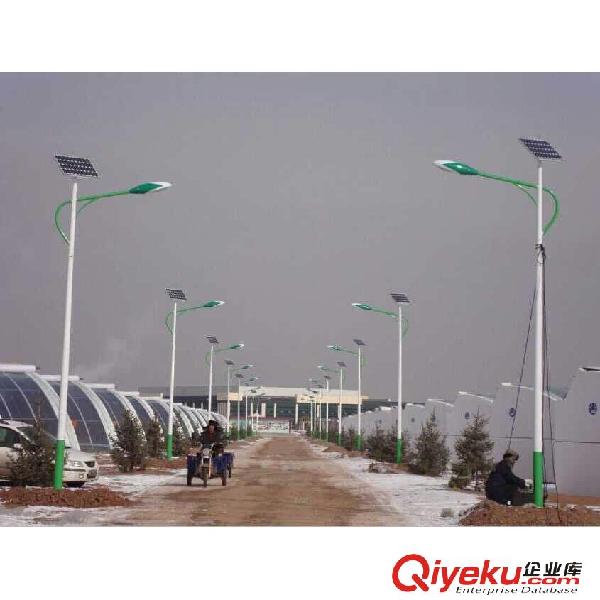  路燈廠(chǎng)家_高桿燈廠(chǎng)家揚(yáng)州金秋新能源科技有限公司原始圖片2