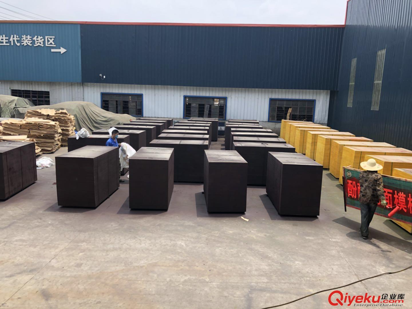 建筑模板廠家 全整芯厚面皮 品質(zhì)保證