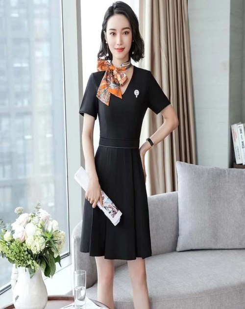 鄭州工裝訂制/鄭州西服定制價(jià)格/河南衣坊秀服飾有限公司