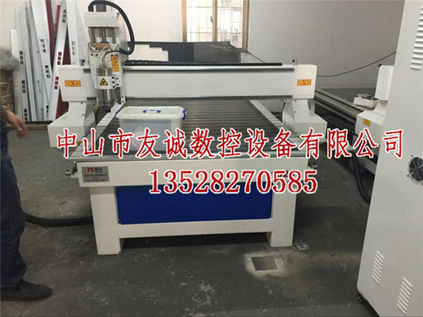 阜沙鎮廣告雕刻機