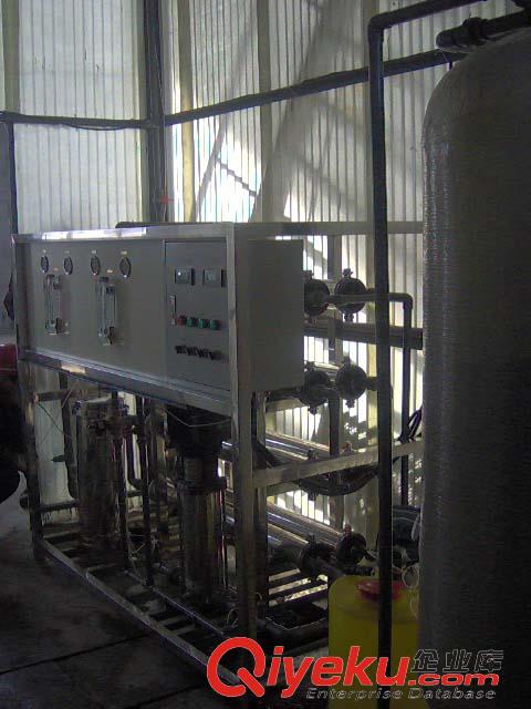   天津鑫東家用凈水器學校辦公樓反滲透純水一體機